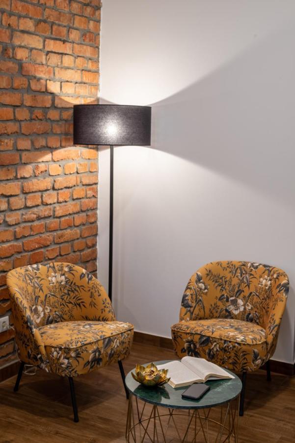 זאגרב Brickwall Apartments מראה חיצוני תמונה